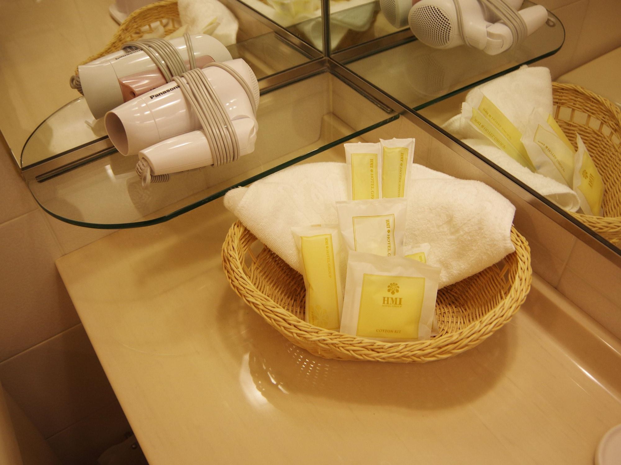 Hotel Ginza Creston Tokio Zewnętrze zdjęcie